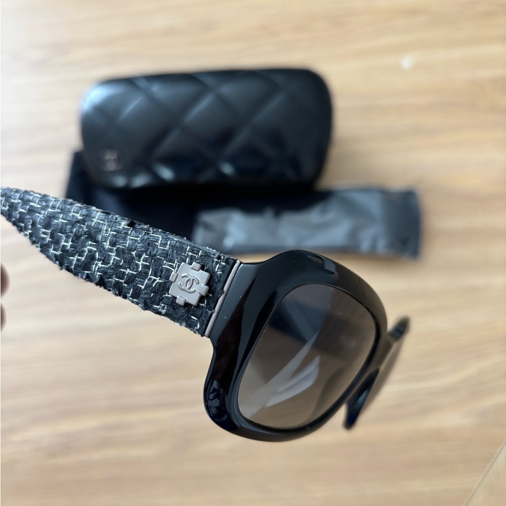 CHANEL Black Oversized Sunglasses with Tweed Temples